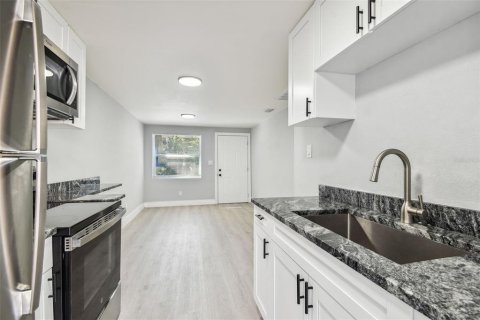 Apartamento en alquiler en Tampa, Florida, 2 dormitorios, 104.7 m2 № 1564814 - foto 15
