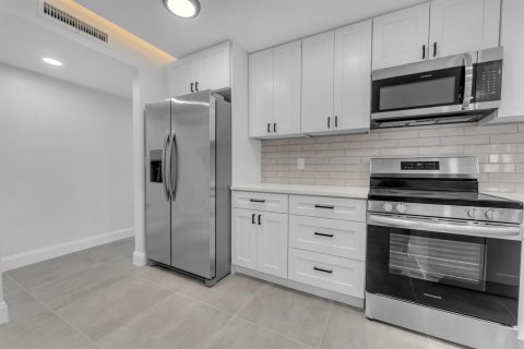 Appartement à louer à Deerfield Beach, Floride: 2 chambres, 83.61 m2 № 2147265 - photo 15