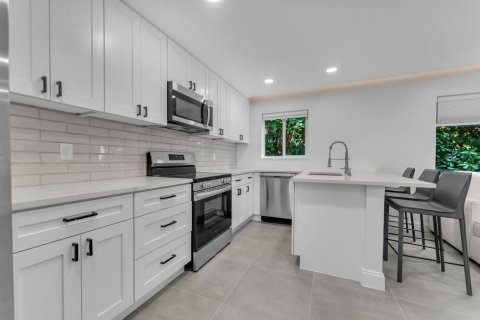 Appartement à louer à Deerfield Beach, Floride: 2 chambres, 83.61 m2 № 2147265 - photo 14