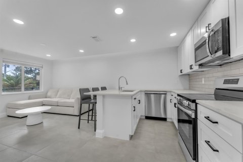 Appartement à louer à Deerfield Beach, Floride: 2 chambres, 83.61 m2 № 2147265 - photo 5