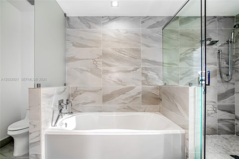 Condominio en venta en Hollywood, Florida, 3 dormitorios № 2077825 - foto 25