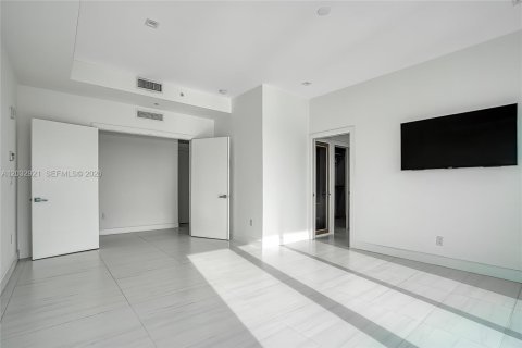 Condominio en venta en Hollywood, Florida, 3 dormitorios № 2077825 - foto 22