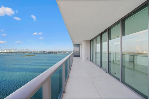 Copropriété à vendre à Miami, Floride: 3 chambres, 151.8 m2 № 2066237 - photo 29