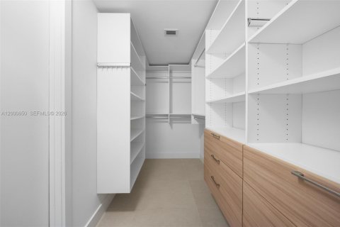 Copropriété à vendre à Miami, Floride: 3 chambres, 151.8 m2 № 2066237 - photo 24