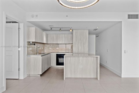 Copropriété à vendre à Miami, Floride: 3 chambres, 151.8 m2 № 2066237 - photo 9