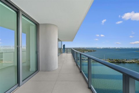 Copropriété à vendre à Miami, Floride: 3 chambres, 151.8 m2 № 2066237 - photo 26