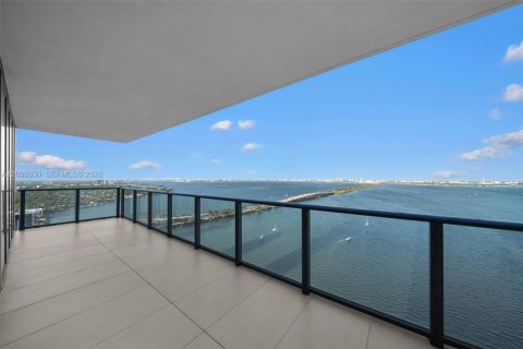 Copropriété à vendre à Miami, Floride: 3 chambres, 151.8 m2 № 2066237 - photo 6