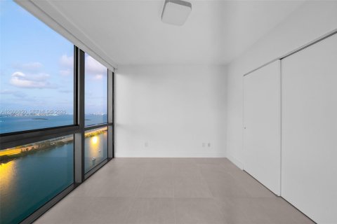 Copropriété à vendre à Miami, Floride: 3 chambres, 151.8 m2 № 2066237 - photo 11