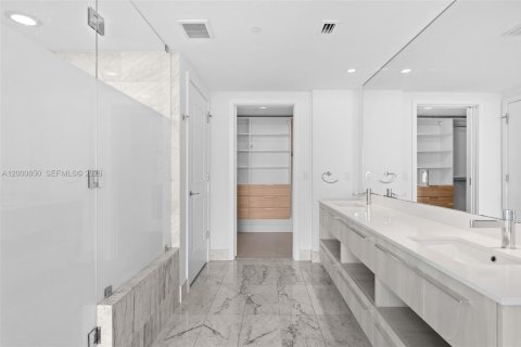 Copropriété à vendre à Miami, Floride: 3 chambres, 151.8 m2 № 2066237 - photo 21