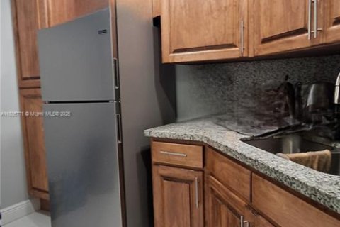 Copropriété à louer à Lauderhill, Floride: 1 chambre, 92.9 m2 № 1823643 - photo 11