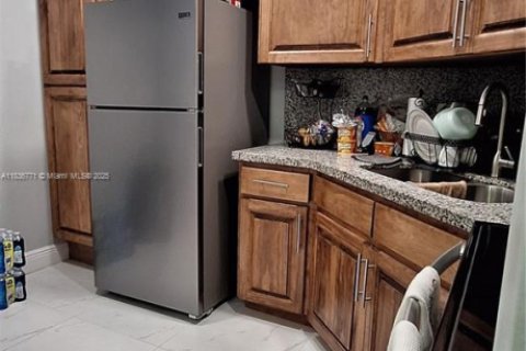 Copropriété à louer à Lauderhill, Floride: 1 chambre, 92.9 m2 № 1823643 - photo 23