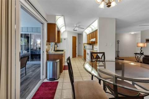 Casa en venta en Port Charlotte, Florida, 3 dormitorios, 127.55 m2 № 1913179 - foto 7
