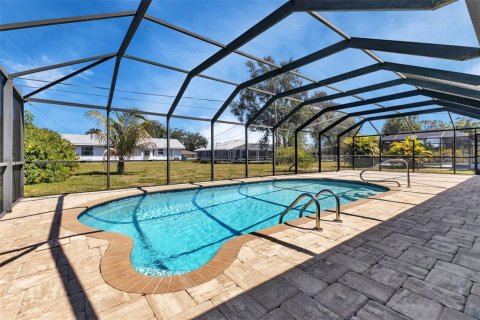Casa en venta en Port Charlotte, Florida, 3 dormitorios, 127.55 m2 № 1913179 - foto 26