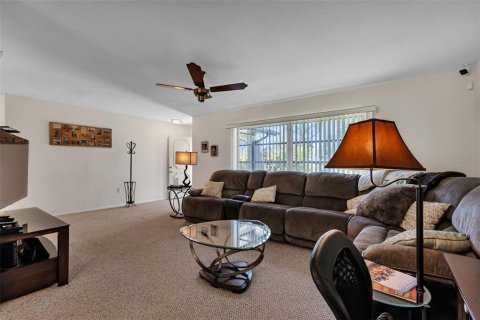 Casa en venta en Port Charlotte, Florida, 3 dormitorios, 127.55 m2 № 1913179 - foto 12