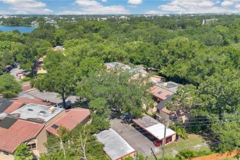 Condo in Orlando, Florida, 2 bedrooms  № 1843971 - photo 27