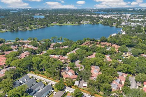 Condo in Orlando, Florida, 2 bedrooms  № 1843971 - photo 29