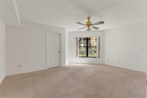 Condo in Orlando, Florida, 2 bedrooms  № 1843971 - photo 12
