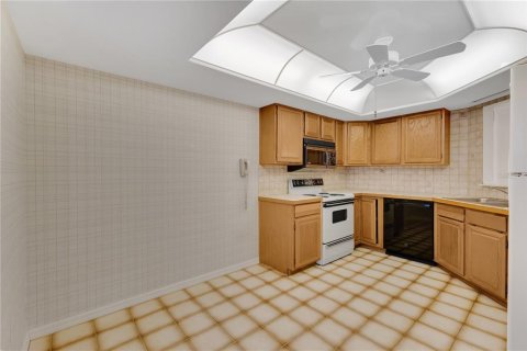 Condo in Orlando, Florida, 2 bedrooms  № 1843971 - photo 9