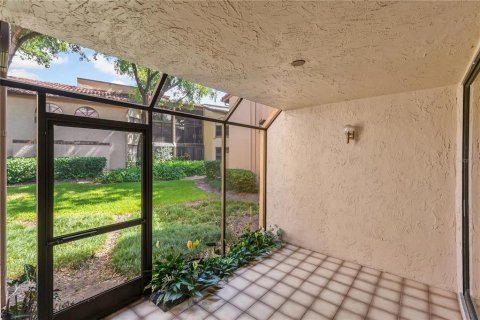 Condo in Orlando, Florida, 2 bedrooms  № 1843971 - photo 20