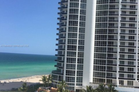 Condominio en alquiler en Sunny Isles Beach, Florida, 1 dormitorio, 84.91 m2 № 2026333 - foto 5