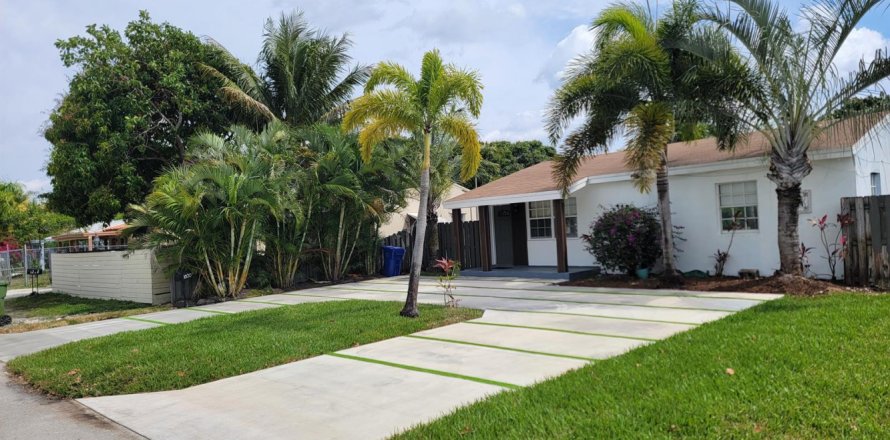 Villa ou maison à Fort Lauderdale, Floride 3 chambres, 114.46 m2 № 2146378