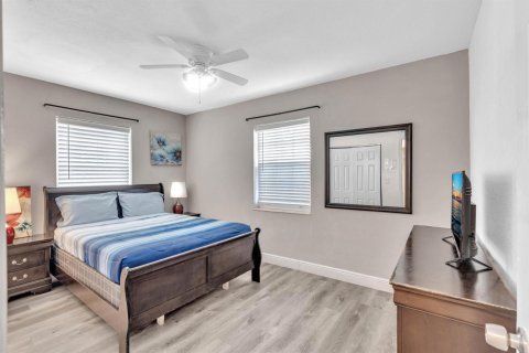 Villa ou maison à vendre à Fort Lauderdale, Floride: 3 chambres, 114.46 m2 № 2146378 - photo 17