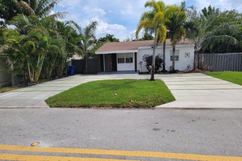 Villa ou maison à vendre à Fort Lauderdale, Floride: 3 chambres, 114.46 m2 № 2146378 - photo 3