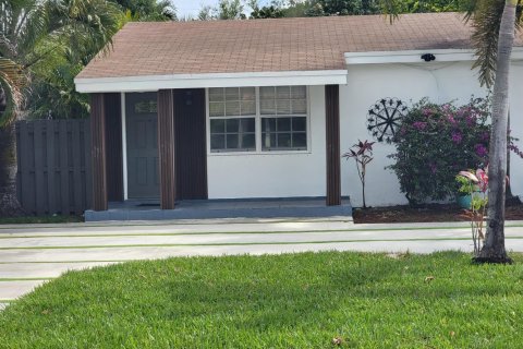 Villa ou maison à vendre à Fort Lauderdale, Floride: 3 chambres, 114.46 m2 № 2146378 - photo 4