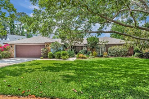 House in Orlando, Florida 4 bedrooms, 241.27 sq.m. № 1661728 - photo 1