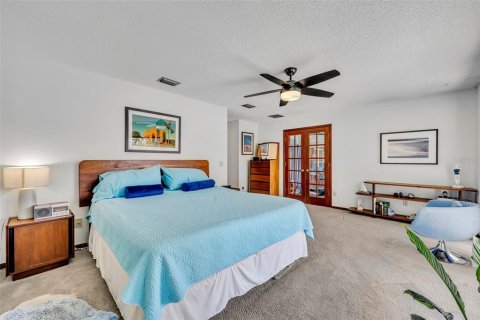 House in Orlando, Florida 4 bedrooms, 241.27 sq.m. № 1661728 - photo 25