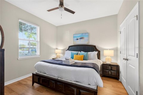 Townhouse in Davenport, Florida 5 bedrooms, 228.54 sq.m. № 2097466 - photo 5