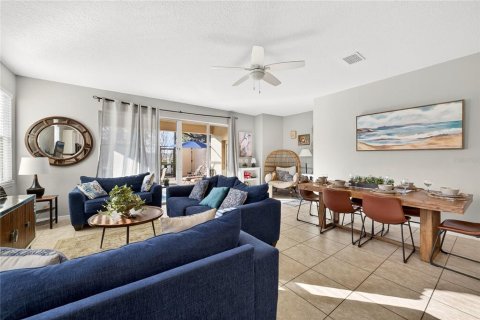 Townhouse in Davenport, Florida 5 bedrooms, 228.54 sq.m. № 2097466 - photo 19
