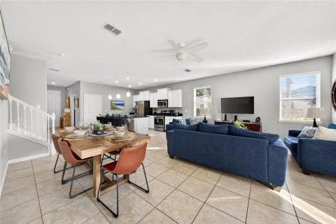 Townhouse in Davenport, Florida 5 bedrooms, 228.54 sq.m. № 2097466 - photo 22