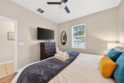 Townhouse in Davenport, Florida 5 bedrooms, 228.54 sq.m. № 2097466 - photo 7