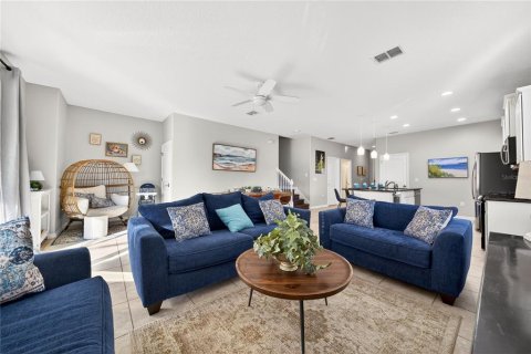 Townhouse in Davenport, Florida 5 bedrooms, 228.54 sq.m. № 2097466 - photo 21