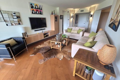 Condo in Lauderhill, Florida, 2 bedrooms  № 1776376 - photo 8