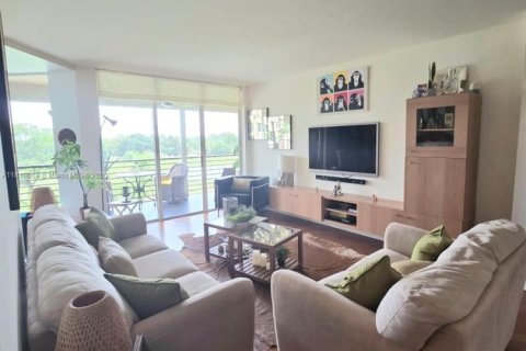 Condo in Lauderhill, Florida, 2 bedrooms  № 1776376 - photo 7