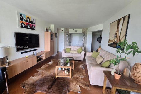 Condo in Lauderhill, Florida, 2 bedrooms  № 1776376 - photo 5