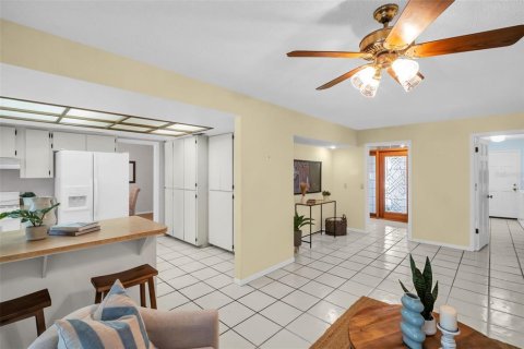 Villa ou maison à vendre à Palm Harbor, Floride: 4 chambres, 219.99 m2 № 1586656 - photo 22