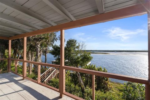 House in New Smyrna Beach, Florida 2 bedrooms, 195 sq.m. № 1719211 - photo 16
