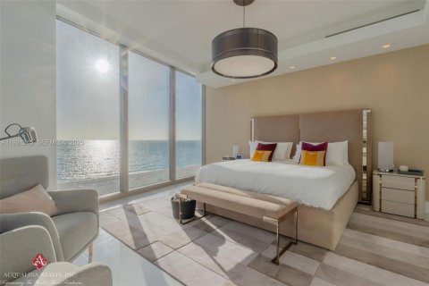 Copropriété à vendre à Sunny Isles Beach, Floride: 4 chambres, 407.38 m2 № 2038861 - photo 26