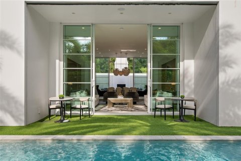 House in Winter Park, Florida 4 bedrooms, 388.42 sq.m. № 1917369 - photo 23
