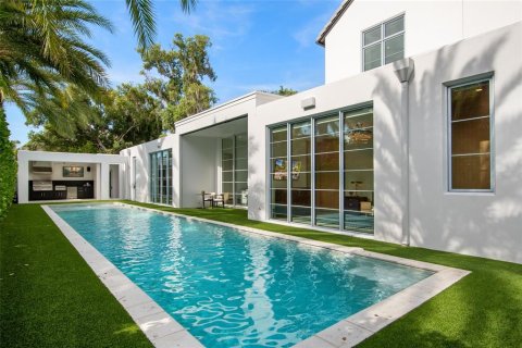 House in Winter Park, Florida 4 bedrooms, 388.42 sq.m. № 1917369 - photo 25