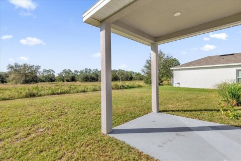 House in Winter Haven, Florida 4 bedrooms, 176.51 sq.m. № 2425962 - photo 27