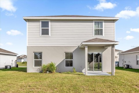 House in Winter Haven, Florida 4 bedrooms, 176.51 sq.m. № 2425962 - photo 26
