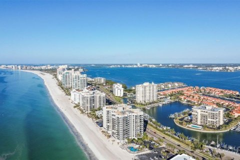 Condominio en venta en Clearwater, Florida, 2 dormitorios, 149.57 m2 № 1848244 - foto 2