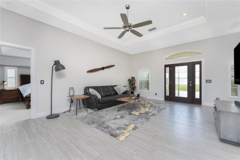House in Port Charlotte, Florida 3 bedrooms, 149.57 sq.m. № 1566610 - photo 6
