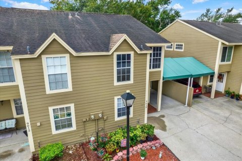 Condo in Tampa, Florida, 2 bedrooms № 2408434 - photo 30