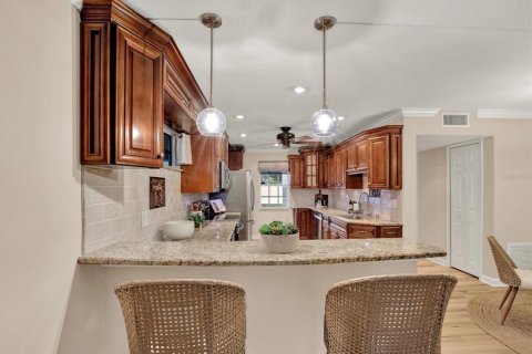 Condo in Tampa, Florida, 2 bedrooms № 2408434 - photo 7