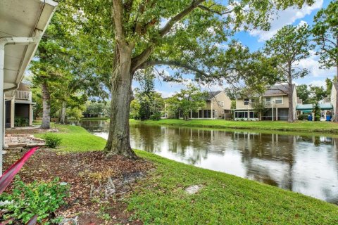 Condo in Tampa, Florida, 2 bedrooms № 2408434 - photo 26